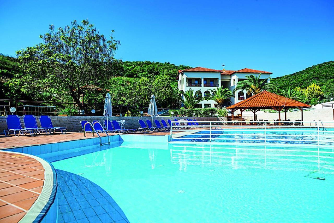 Xenios Theoxenia Hotel Ouranoupoli Exterior photo